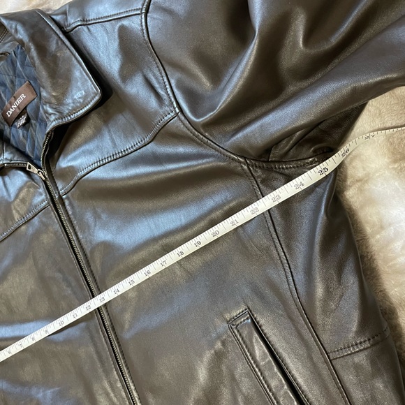 Danier Genuine Leather Bomber Jacket - Picture 7 of 11